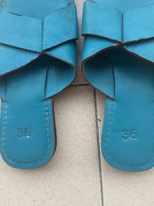 Blue Leather Crossover Sandals - Size 36