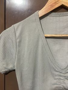 Ribbed V-Neck Crop Top