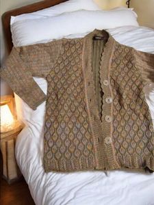 Vintage 70s Thick Cable knit Cardigan sweater