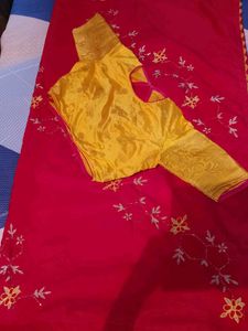Stylish Saree With Desinger Blouse