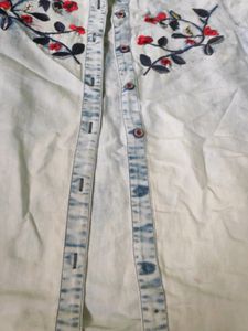 Size L ,And Brand Ebellia