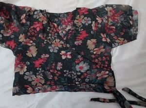 Women&#39;s Puffed Sleeves Crop Top