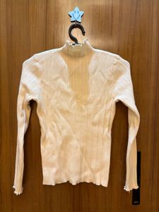 Ribbed Mock Neck Top
