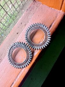 Oxidis Earring 👂