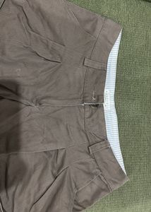 Old Money Brown Cuffed Shorts