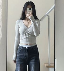 grey full sleeve v neck crop top