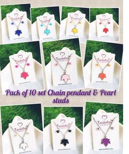 Colorful Leaf Pendant Necklace Set of 11