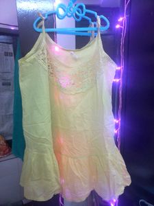 Beautiful Yellow Top✨️🫶