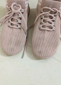 Good Causal Shoes for Women