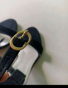 Sexy Velvet Heels 👠🥵