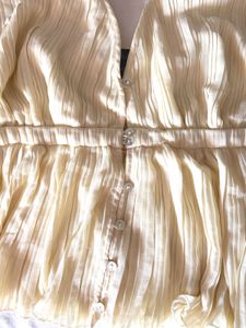 Forever 21 Plus Size Pleated Beautiful Top