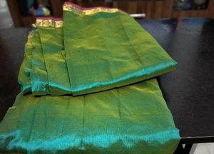 New unused Dual Shade Saree With Traditional Borde