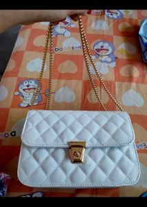 Cute White New Chain sling Bags 🥰