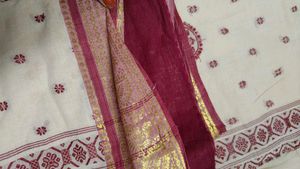 cream cotton saree
