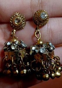 Earings