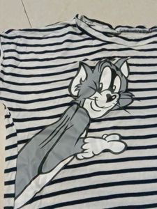 Like New Tom&amp; Jerry Top