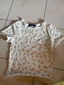 Cute Floral Print Top