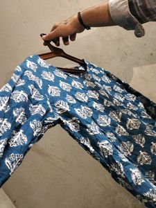 Leaf Print Blue Top