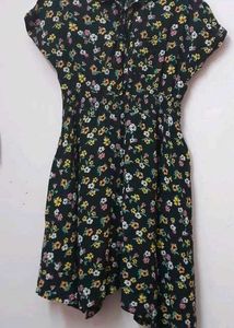 Flowering Black Top With Goal