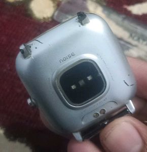 Noise Qube with 1.4'' Full Touch Display, Multi-Sp