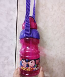 Sipper Water Bottle With Straw For Kids .