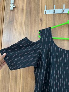 Black Kurta With Cutout Sleeves.