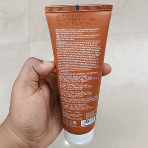 MORINGA &amp; ARGAN FRIZZ CONTROL HAIR CONDITIONER