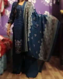Elegant Blue Embroidered Kurta Set