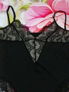 1055)Black Lace Bodysuit