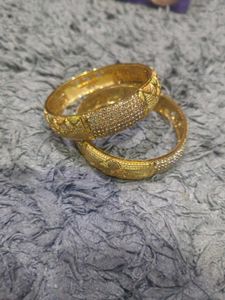 Golden Bangle Set