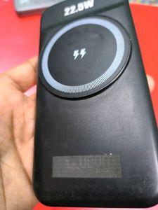 Ubon Megsafe Wireless Powerbank Working 22.5Watt