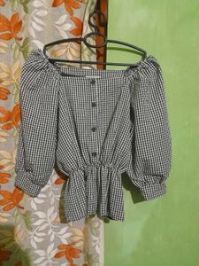 Gingham Puff Sleeve Top