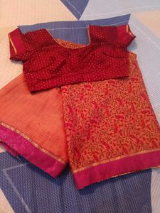 Peach- RED Printed Saree With Blouse