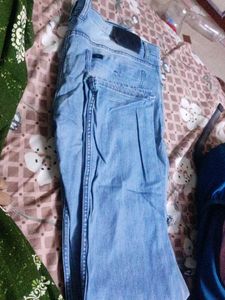 3 Stylish Grey Jeans