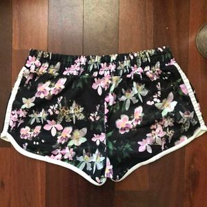 Adidas Originals Women&#39;s multi Shorts