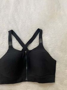 Under Armour Sportsbra Front Zipper