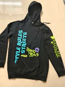 Swet Tee