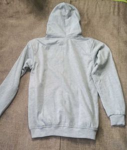 grey sweatshirt | not used
