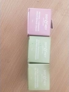 Dot & Key Skincare Set pack of 3