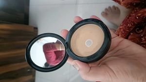Maybelline Fit Me Compact