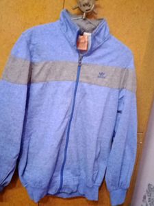 Adidas sweatshirt for winters
