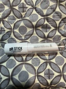 Zudio colour changing Lipstick