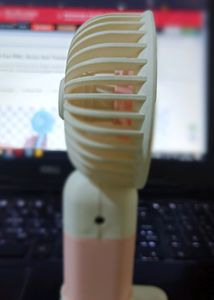 Mini Fan Portable ,rechargeable Fan Via Usb Along With Holding Stand