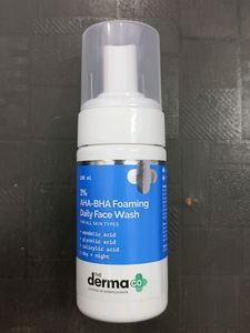 The Derma Co Face Wash