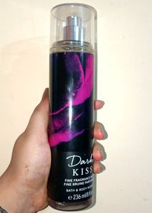 Bath And Body Works (DARK KISS)