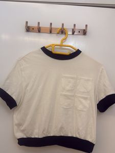 Deaigner off white crop tshirt