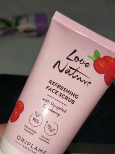Oriflame Love Nature Face Scrub