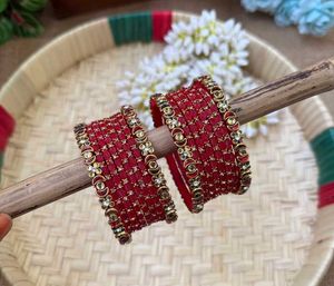 beautiful glass Bangle Set