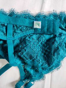 Combo Of Solid Bra And Net Lingerie Set