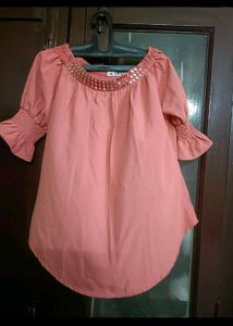Peach Off-Shoulder Party top in xl size